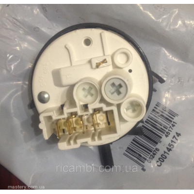 Прессостат (датчик уровня воды) для стиральной машины Indesit C00145174