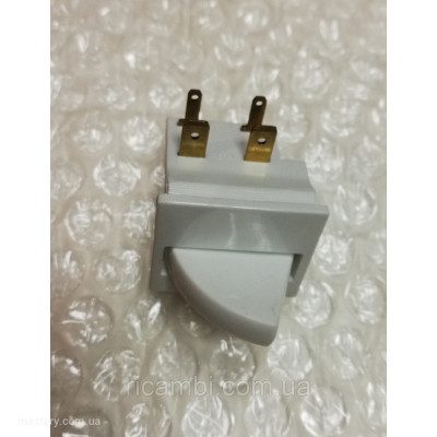 Кнопка включения света Ariston C00173740 для холодильника